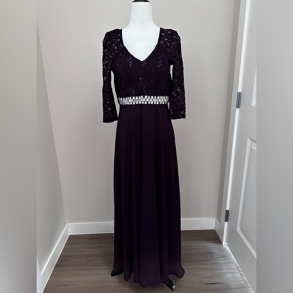 Long evening dress in size 4
